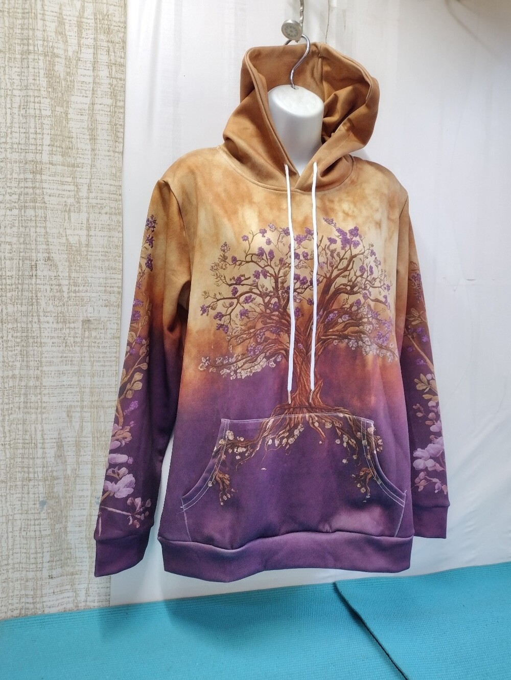NWT Graphic Boho Vintage Style Hoodie Pullover Sweatshirt - L